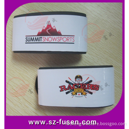 Writing Removable Ski Strap in New Style